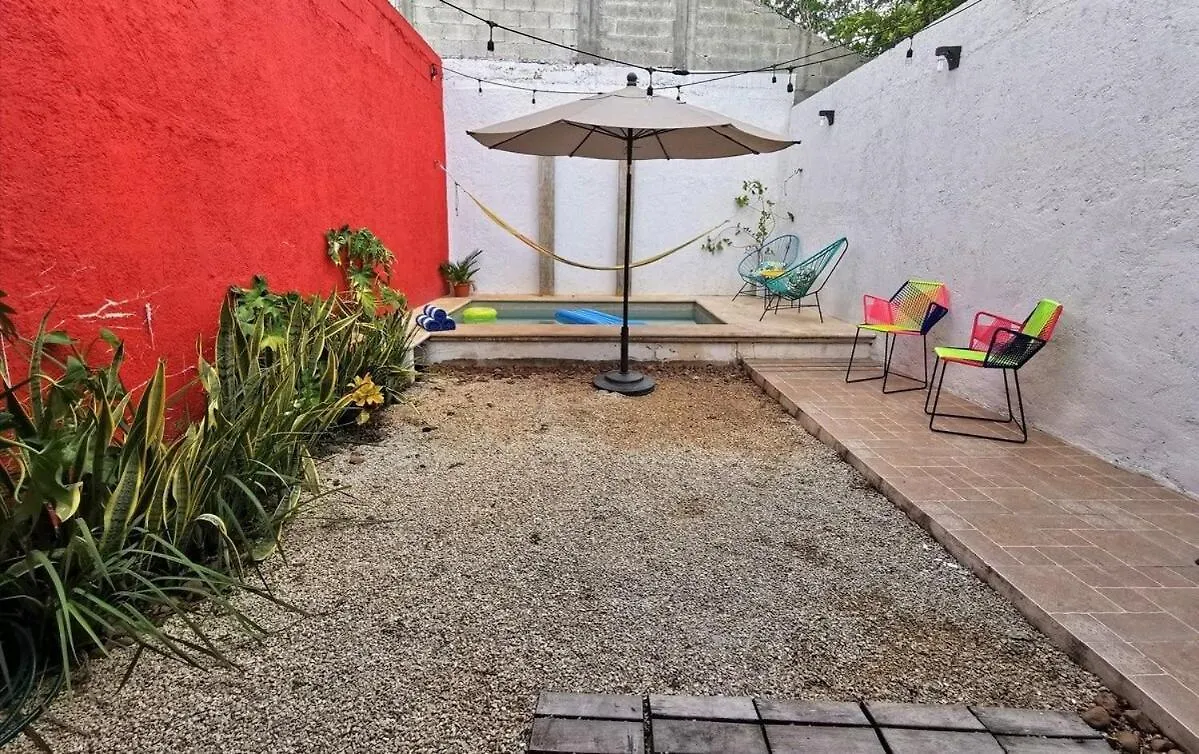 Holiday home La 78 Alberca Y Garage Con Porton Electrico Villa Merida